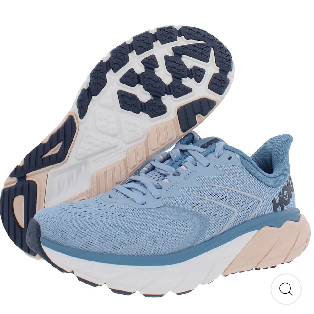 HOKA ONE ONE
ARAHI 5 WOMENS SUPPORTIVE STABILITY RUNNING SHOES
